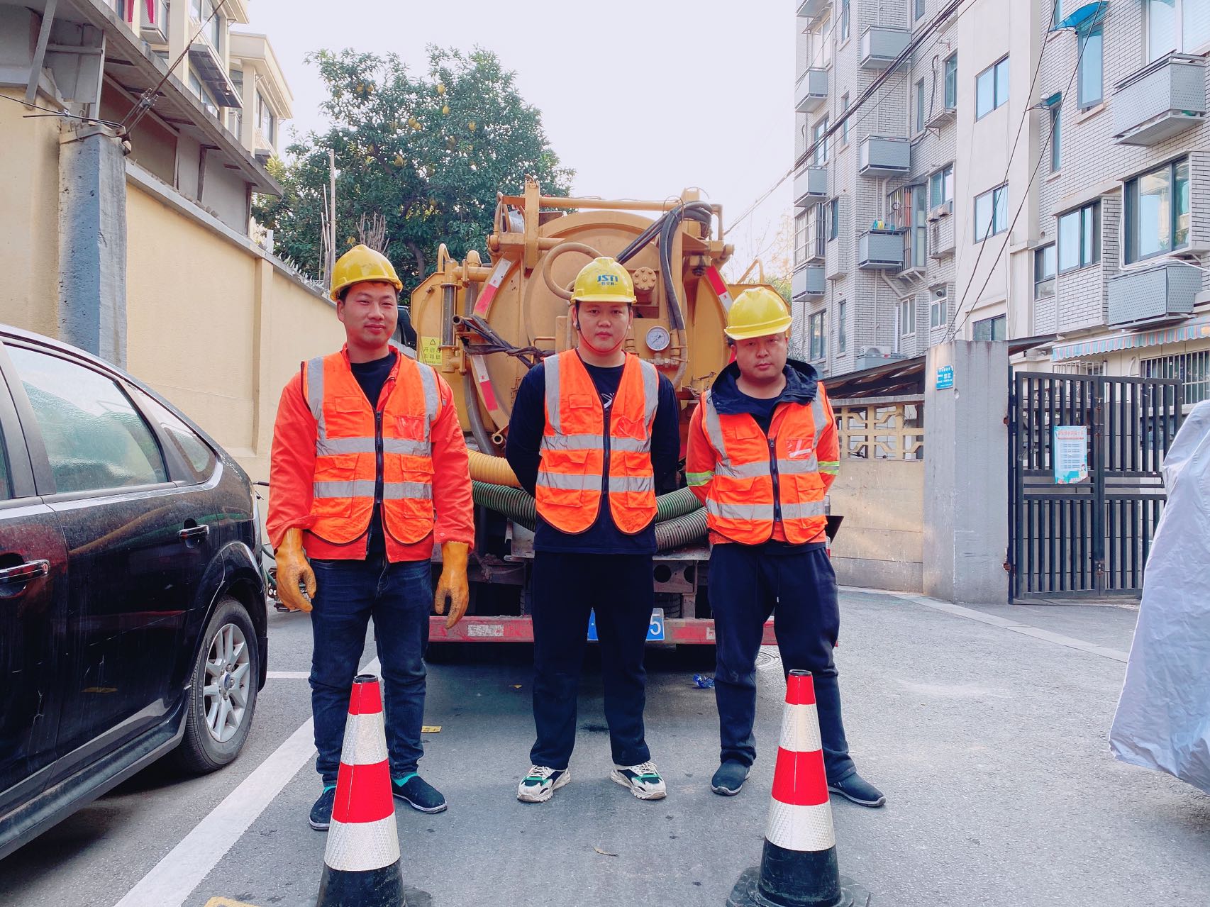 栖霞街南京某小区管道清淤检测施工